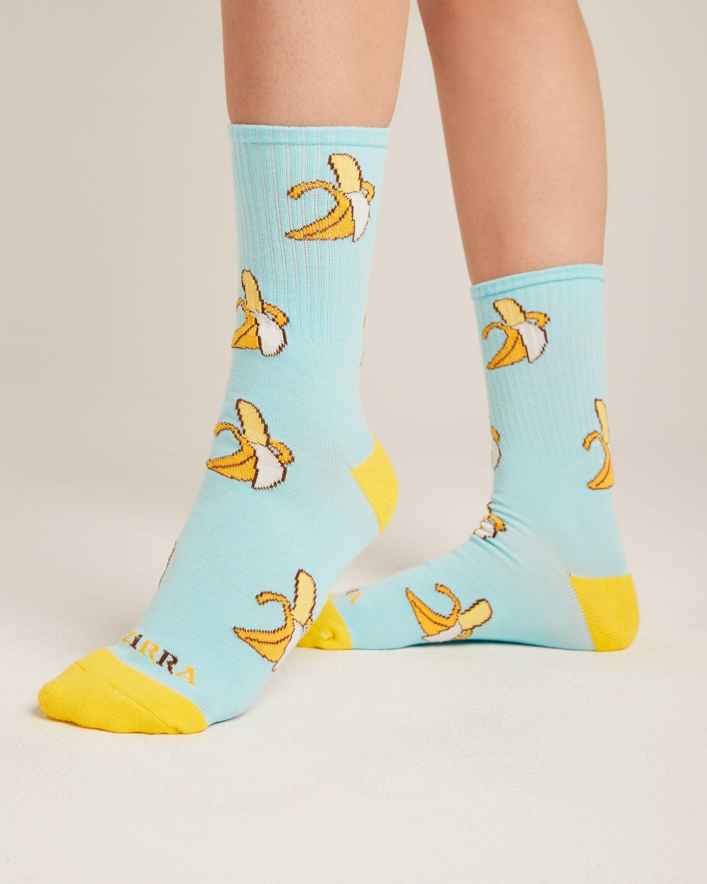 banana light blue socks.