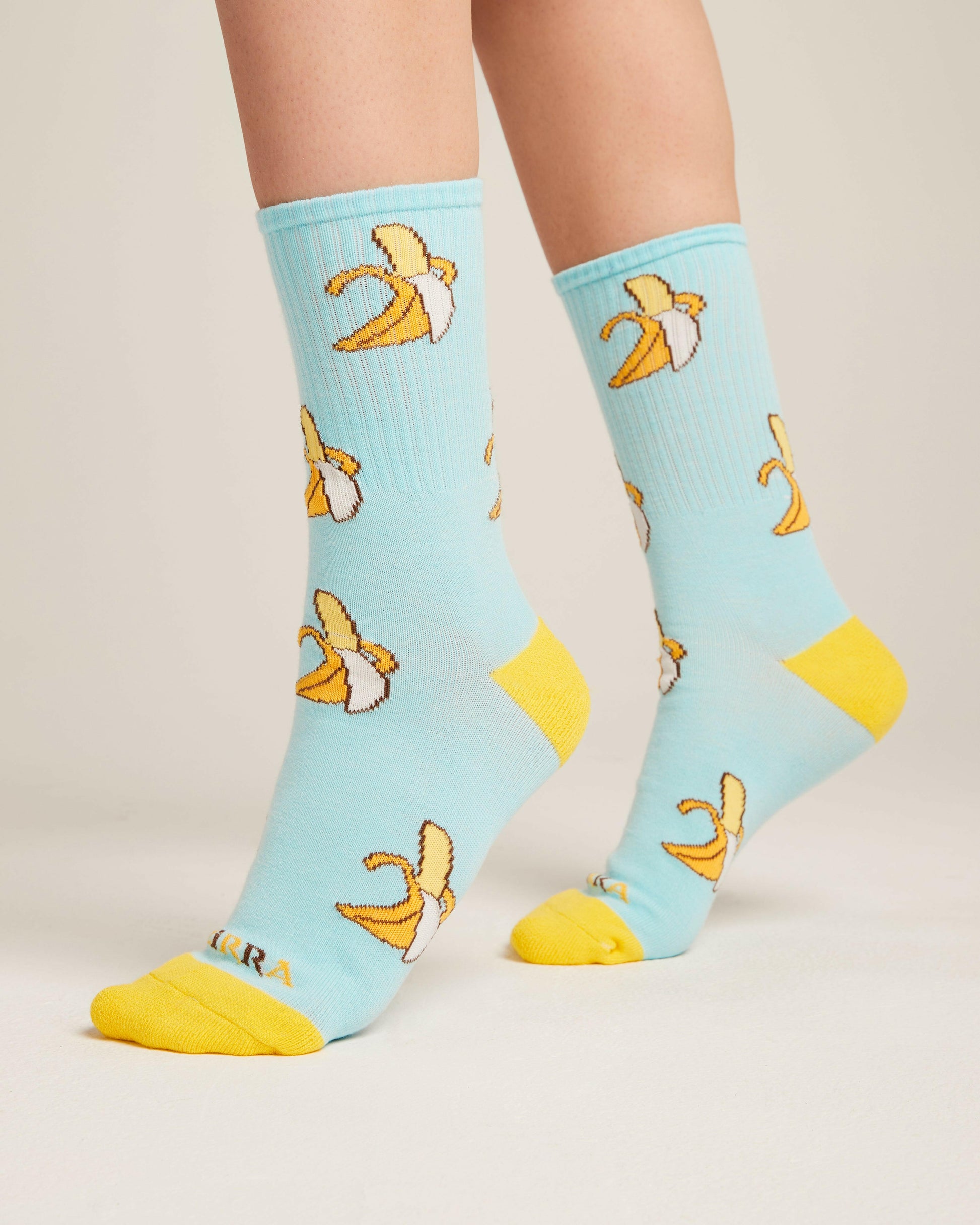 banana light blue socks.